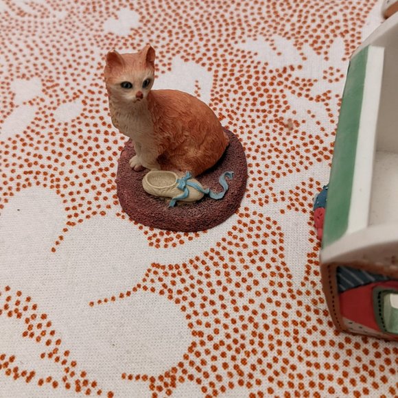 Priscilla Hillman Enesco Cat Box - Picture 4 of 5